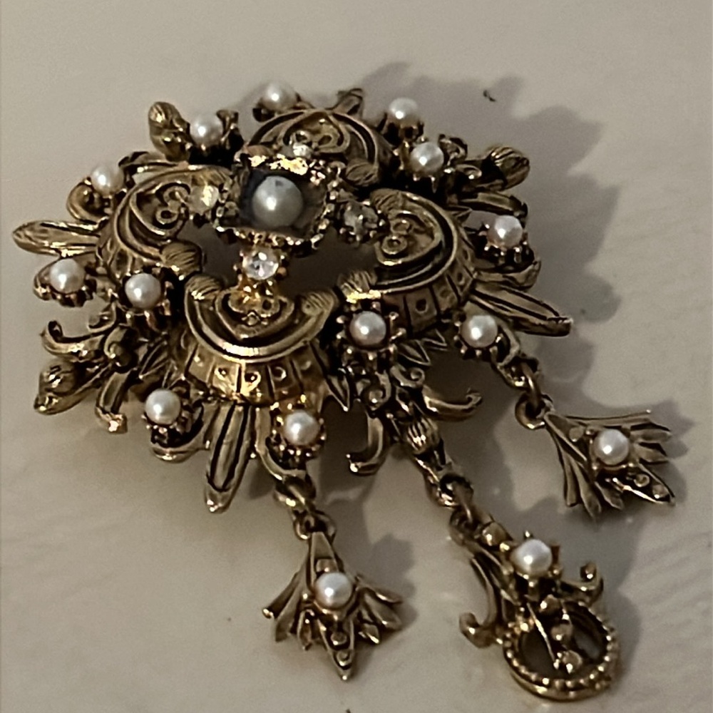 Vintage Art Deco French Fluer De Lis Gold Plated and Pearl Brooch - Picture 6 of 9